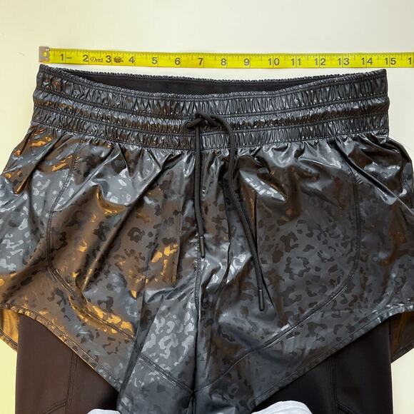 NWT Athleta Rainier 2 in 1 High Waist Tight Black Cheetah Print Small Tall - Picture 12 of 16